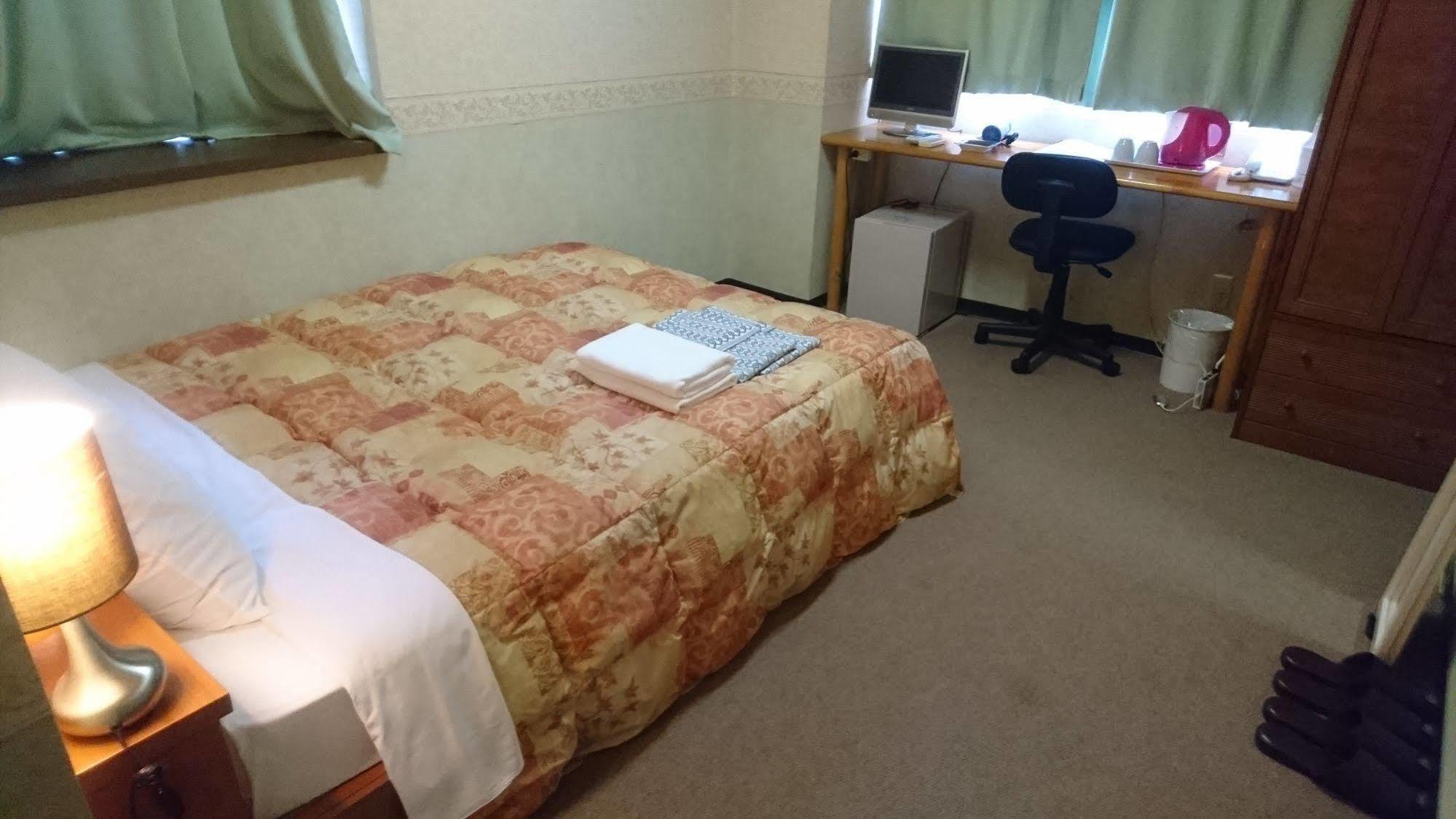 Hotel Himeji Hills Екстериор снимка