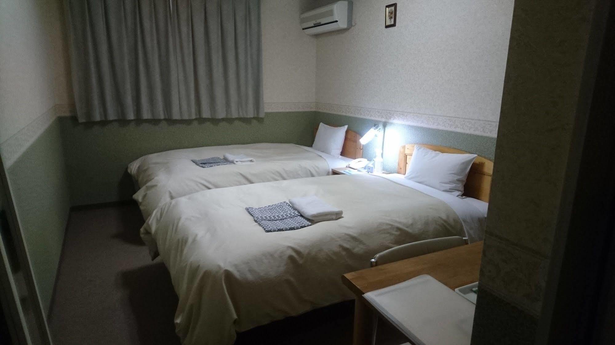 Hotel Himeji Hills Екстериор снимка